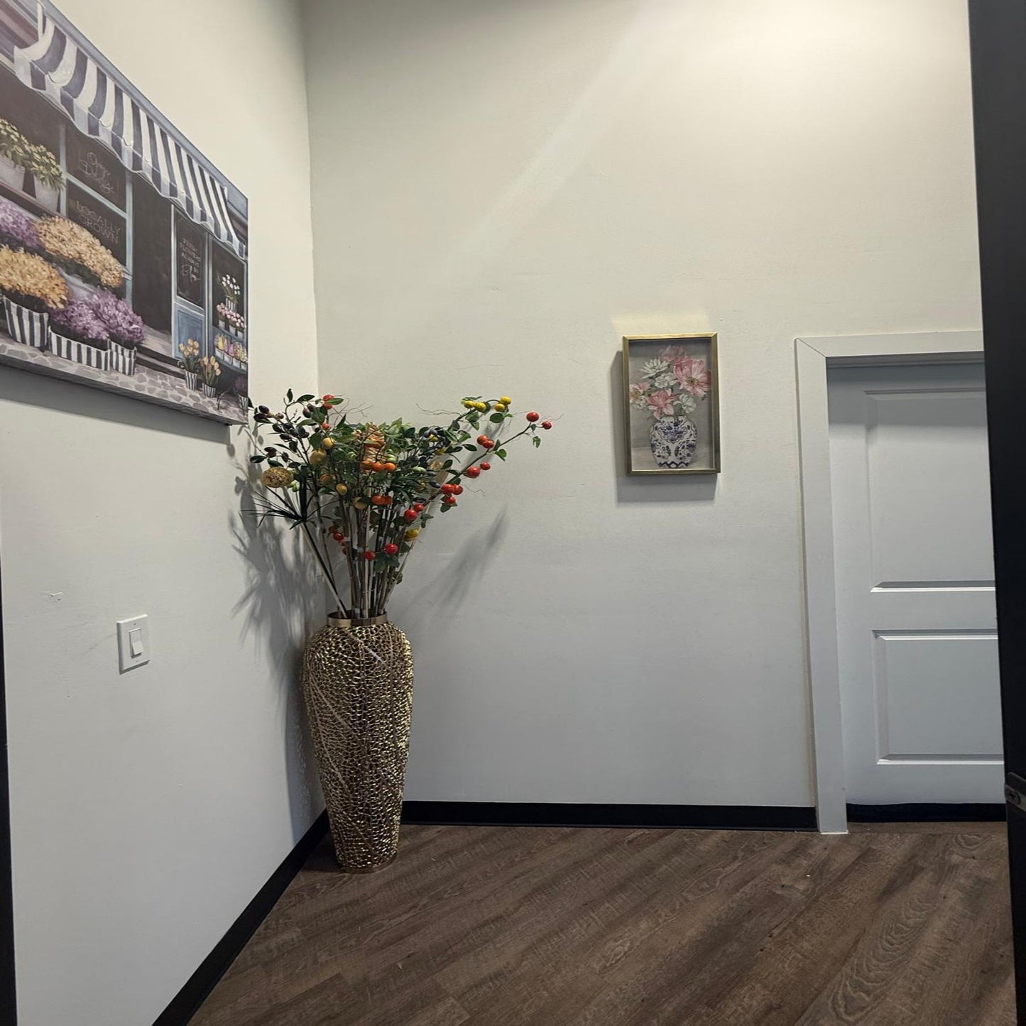 Book Honey's Scented Co. Studios