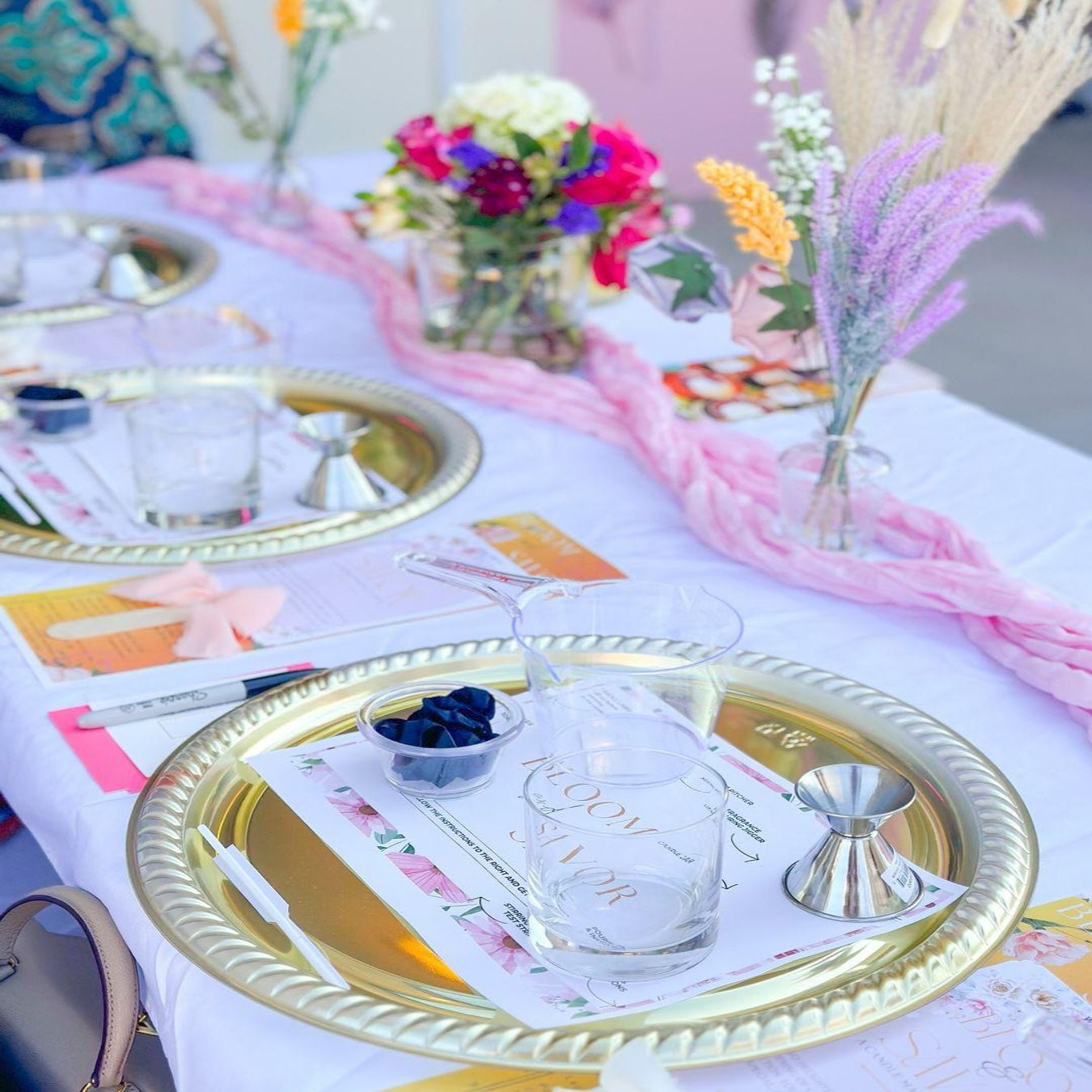 Book Honey's Scented Co. Studios